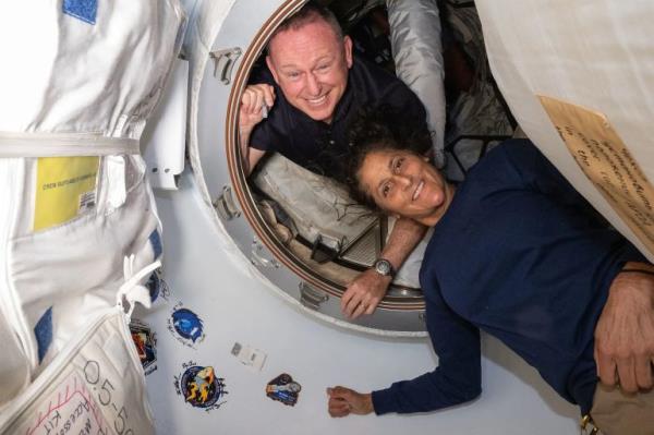 Butch Wilmore and Suni Williams on board the ISS. They are smiling